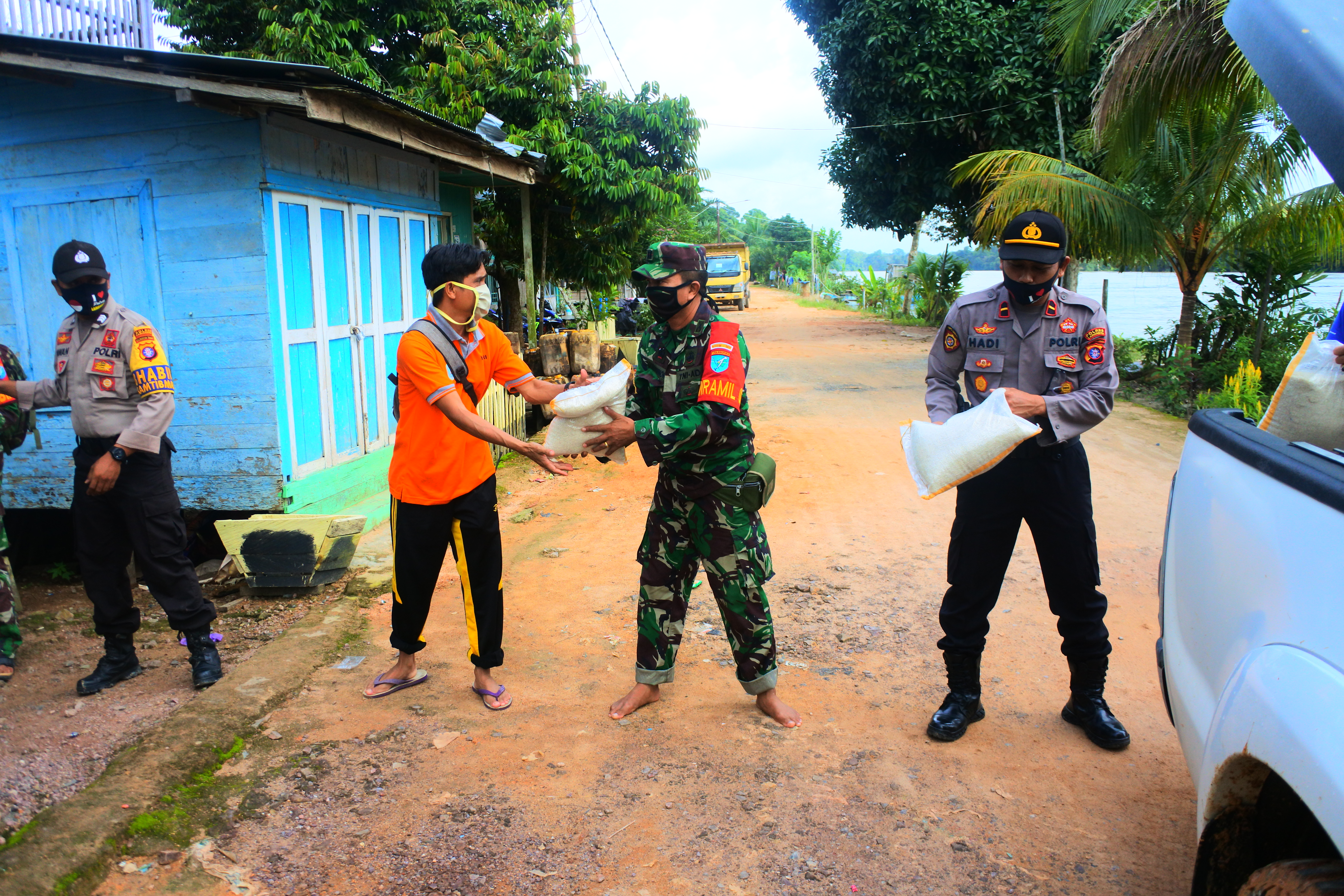 Bansos Polres Lamandau